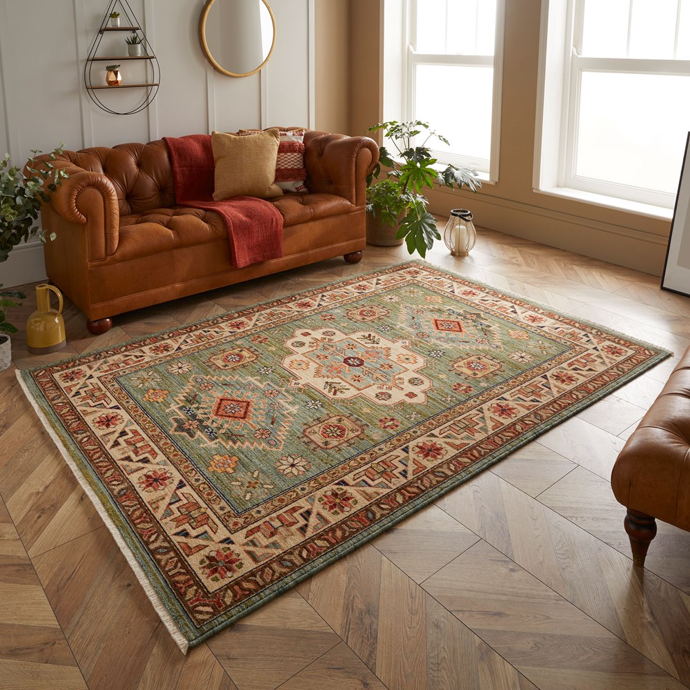 Nomad 532 L Traditional Rugs in Multi